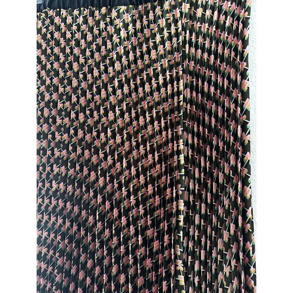 Scotch & Soda Black and Pink Pleated Midi Skirt - Picture 8 of 11